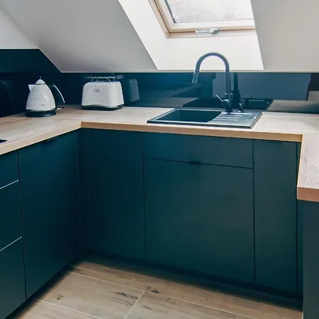 Luksusowy Joker, Osada Górska Ul Hoffmana 19, * Szklarska Poręba